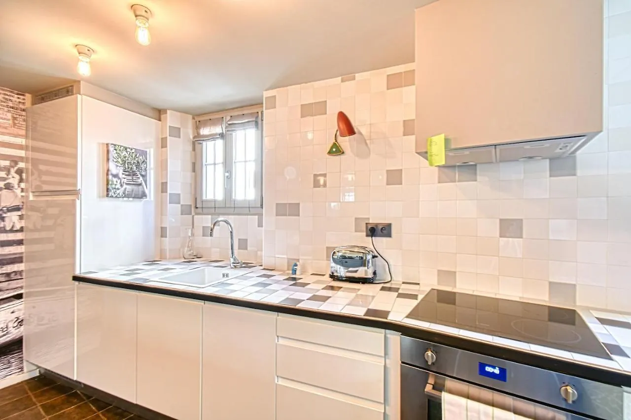 Amazing Chic Apt In Le Suquet By Guestready Apartment Cannes