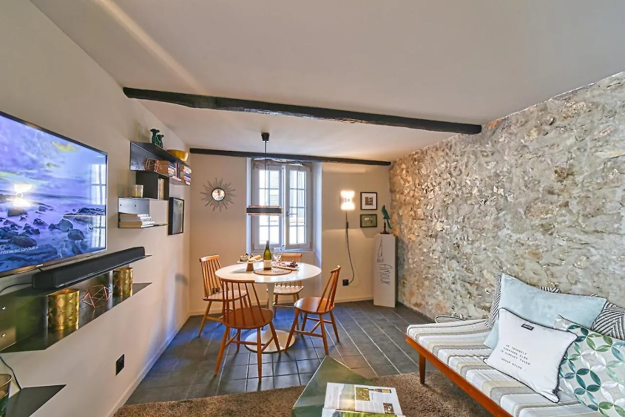 Amazing Chic Apt In Le Suquet By Guestready Apartment Cannes